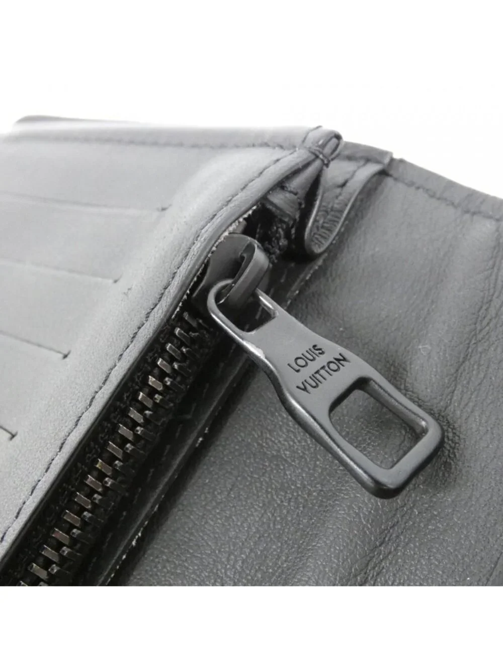 Louis Vuitton Taurillon Monogram Portefeuille Brazza Wallet